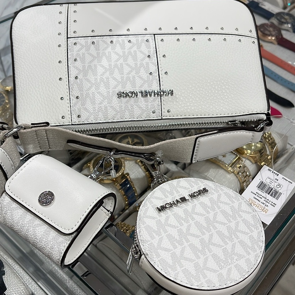Michael Kors Jet Set Signature Logo Crossbody Bag with Case  Apple Airpods Pro® - Picture 6 of 16